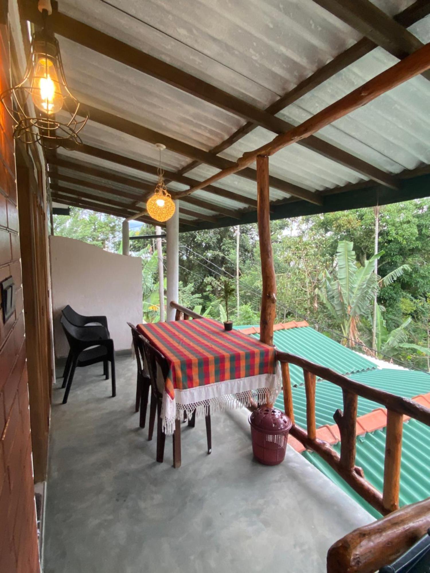 Cozy Homestay Waterfall Road Ella Exterior photo