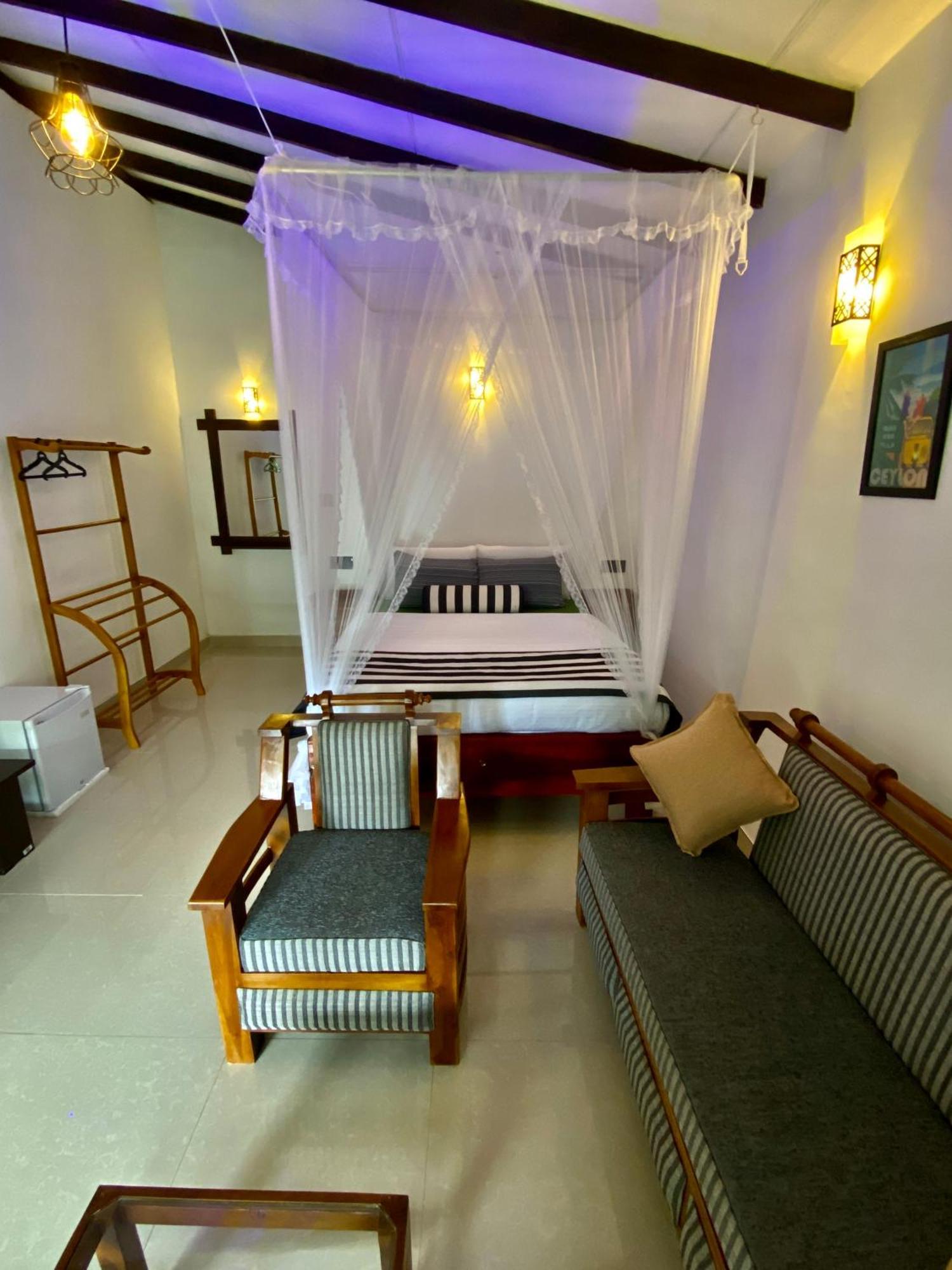Cozy Homestay Waterfall Road Ella Exterior photo