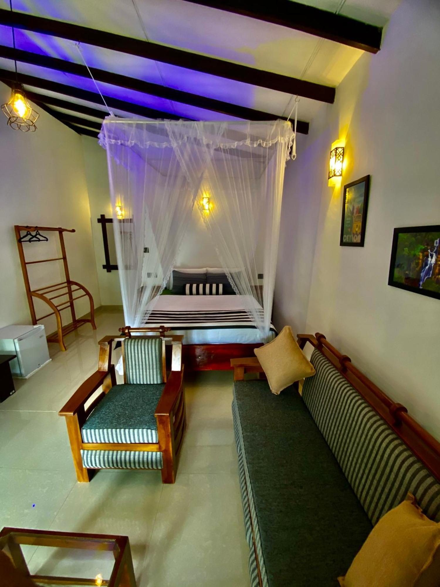 Cozy Homestay Waterfall Road Ella Exterior photo